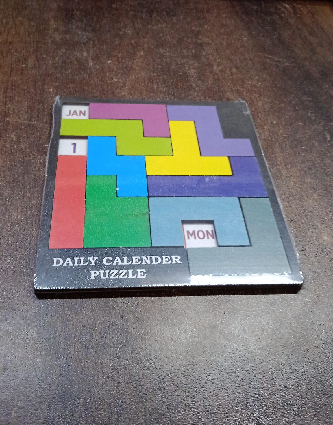 Wooden Daily Calendar Puzzle (Multicolor / 1 Set) Wooden Daily Calendar Puzzle (Multicolor / 1 Set)